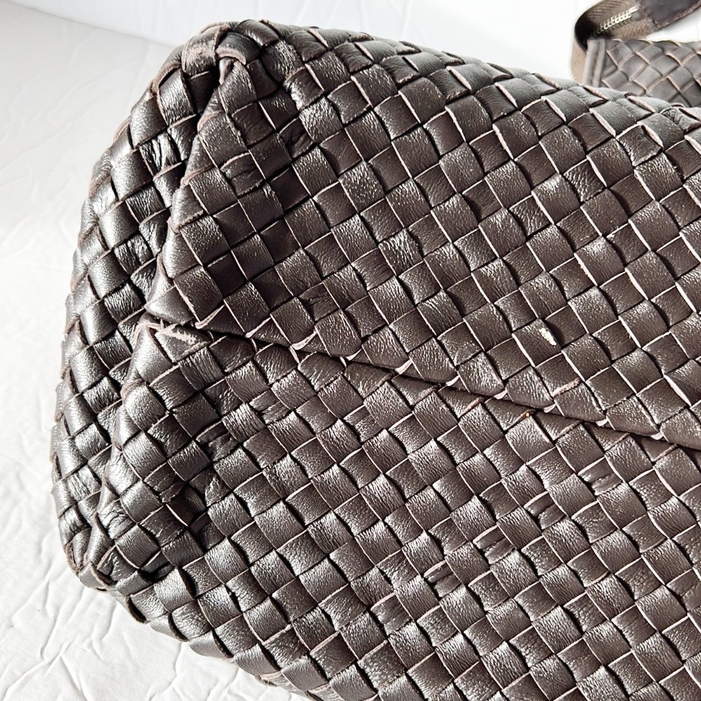 Ultra Soft Genuine Leather Large Tote - Picture 12 of 16